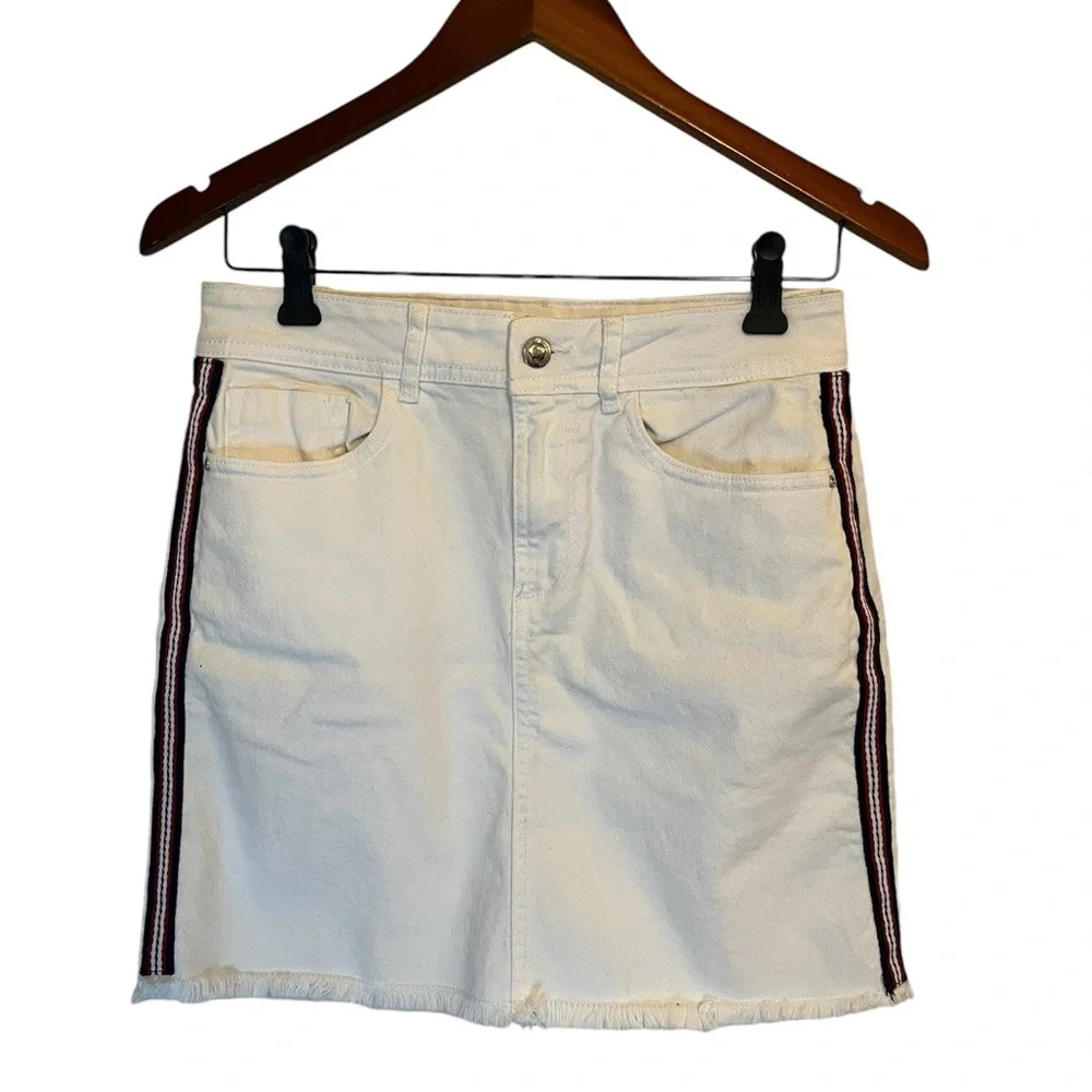 Zara striped jeans skirt size medium